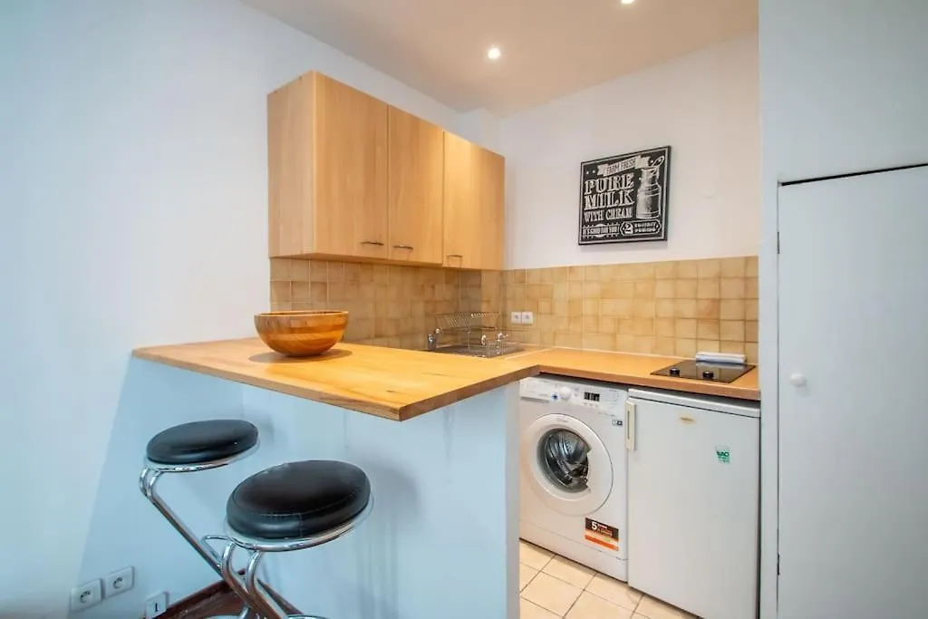Apartment Studio Spacieux Dans Le Beau Quartier Du Marais Paris